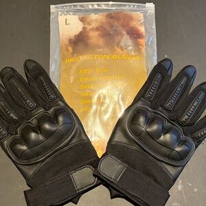Hard shell Protective Gloves